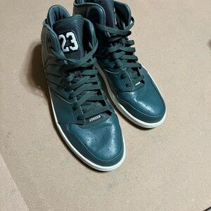 Jordan Men's Sneakers - Forest Green